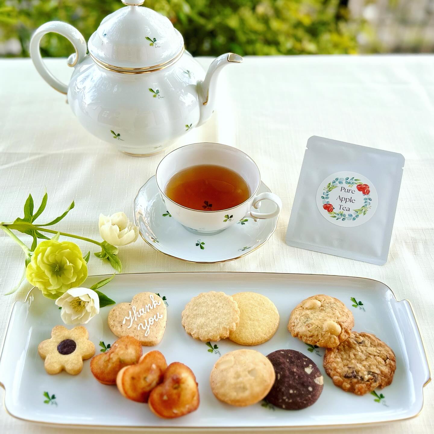 ひみつのひとさじ　新商品/季節のお菓子 Mother's Day 焼菓子＆アップルティーセット